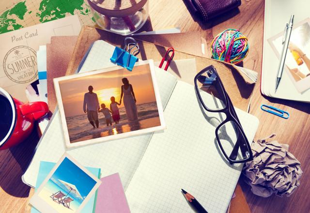 Photo-taking does not increase enjoyment in some cases, because of too much interference with the ongoing activity. (Shutterstock) Photo-taking does not increase enjoyment in some cases, because of too much interference with the ongoing activity. (Shutterstock)