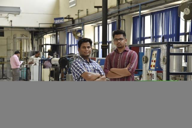 Abhishek Sharma (left) and Harshit Agarwal (right) along with Mohit Soni have come up with this idea. (Tribhuwan Sharma / HT Photo) Abhishek Sharma (left) and Harshit Agarwal (right) along with Mohit Soni have come up with this idea. (Tribhuwan Sharma / HT Photo)