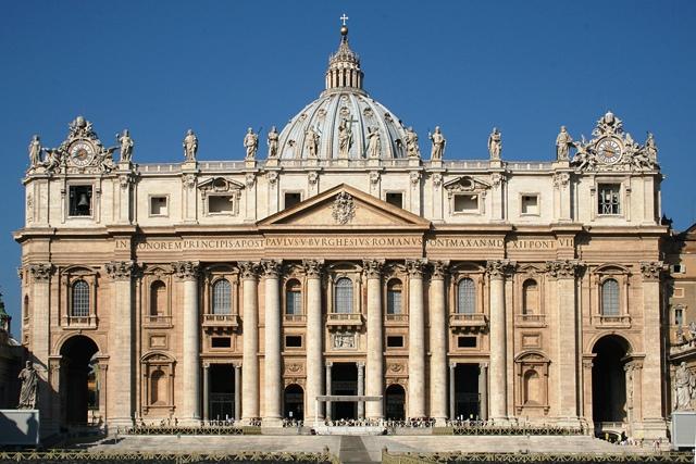 Brown has painted St Peter’s Basilicawith such finesse that one might get a free tour through his writing. (Photo: Wikipedia Commons )