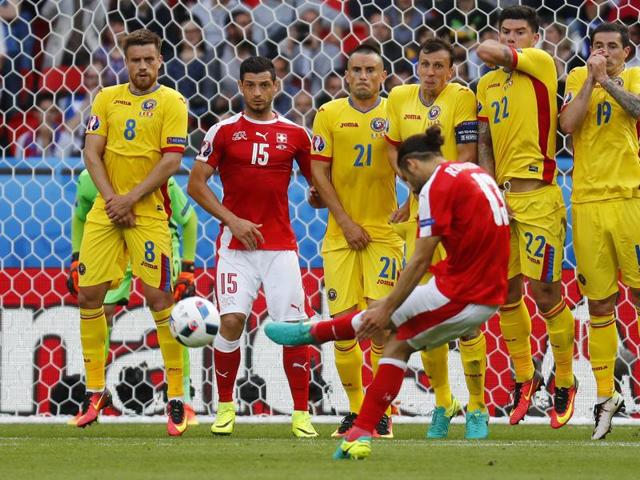 Switzerland's Ricardo Rodriguez shoots from a free kick. (Reuters Photo) Switzerland's Ricardo Rodriguez shoots from a free kick. (Reuters Photo)