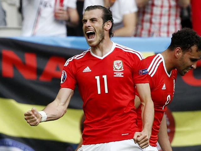 A combination of file pictures shows Wales' forward Gareth Bale (L) and England forward Harry Kane (R). England take on Wales in their Euro 2016 group B football match on June 16, 2016 in Lens, France. (AFP) A combination of file pictures shows Wales' forward Gareth Bale (L) and England forward Harry Kane (R). England take on Wales in their Euro 2016 group B football match on June 16, 2016 in Lens, France. (AFP)