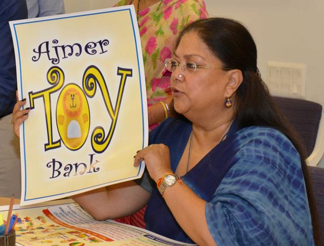 CM Vasundhara Raje launches Ajmer's toy bank through video conferencing from Jaipur on Thursday. (HT Photo) CM Vasundhara Raje launches Ajmer's toy bank through video conferencing from Jaipur on Thursday. (HT Photo)
