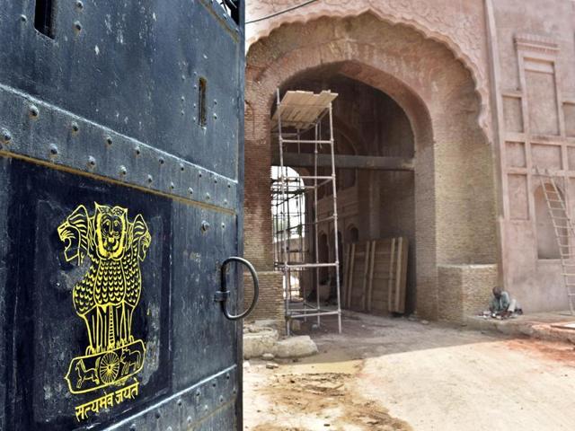 Construction work going on at the Fort Gobindgarh in Amritsar on Wednesday. (Gurpreet Singh/HT Photo)