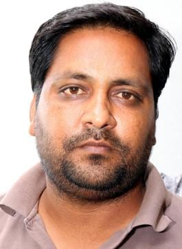 Rajinder Goldy says explicit content is a problem but not vulgar at all. (HT Photo) Rajinder Goldy says explicit content is a problem but not vulgar at all. (HT Photo)