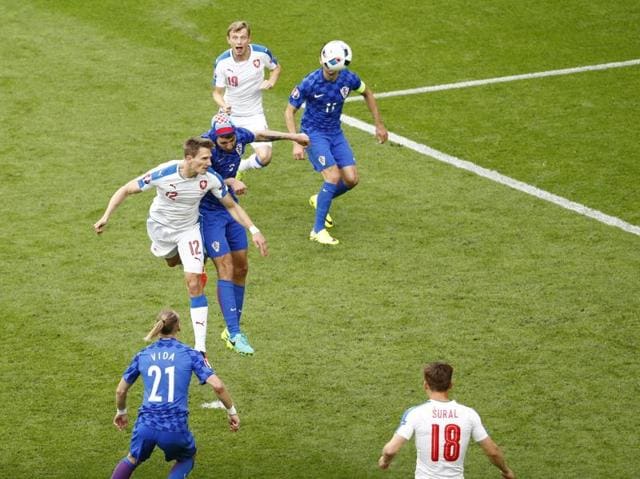 Czech Republic's Milan Skoda heads in a goal to cut Croatia’s lead to 2-1. (REUTERS)