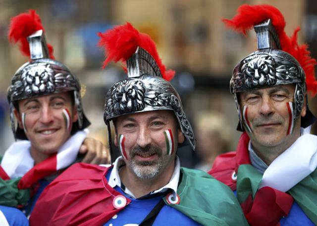 Italy fans gather in Toulouse ahead of their Group E game against Sweden. (Reuters Photo) Italy fans gather in Toulouse ahead of their Group E game against Sweden. (Reuters Photo)