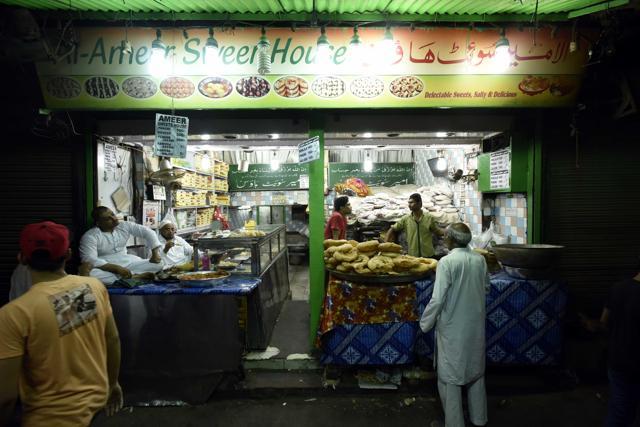 One of the oldest sweet shops in the Walled City, Ameer Sweets make special delicacies during Ramzan. (Arun Sharma/ HT Photo) One of the oldest sweet shops in the Walled City, Ameer Sweets make special delicacies during Ramzan. (Arun Sharma/ HT Photo)