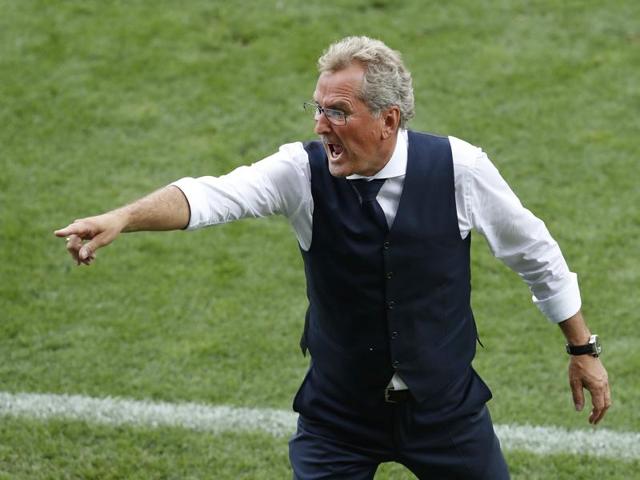 Sweden’s coach Erik Hamren reacts during the Euro 2016 Group E football match between Italy and Sweden. (AP Photo)