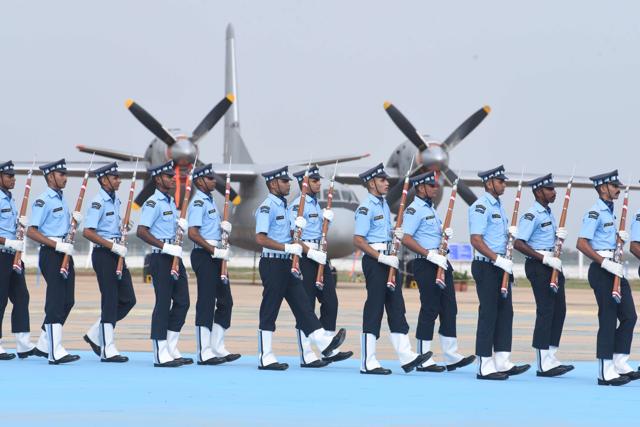 In pics: Confident women IAF fighter pilots ready to conquer the sky ...