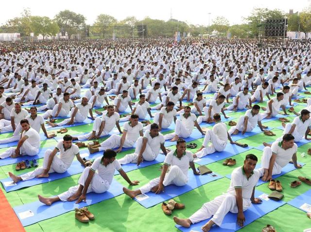 This year, PM Narendra Modi will celebrate the day by performing yoga in Chandigarh with 1,500 other participants. (Keshav Singh/HT Photo)