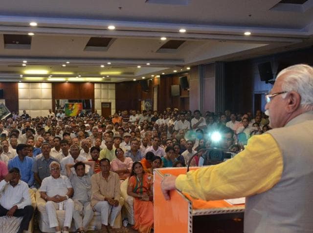 Stressing on social harmony, chief minister Manohar Lal Khattar also told executive members that the state government’s job was not only development but also to streamline the social system. (HT Photo) Stressing on social harmony, chief minister Manohar Lal Khattar also told executive members that the state government’s job was not only development but also to streamline the social system. (HT Photo)
