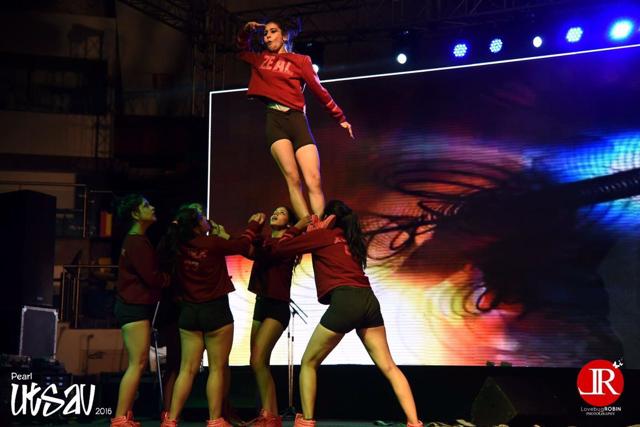 Members of Zeal, the dance society of Maitreyi College. (Lovebug Robin photography ) Members of Zeal, the dance society of Maitreyi College. (Lovebug Robin photography )