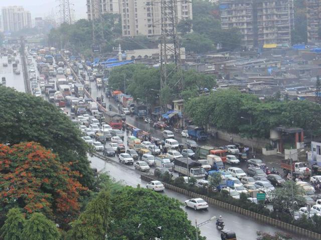 A traffic jam on the Western Express Highway near Goregaon. (pramod thakur) 