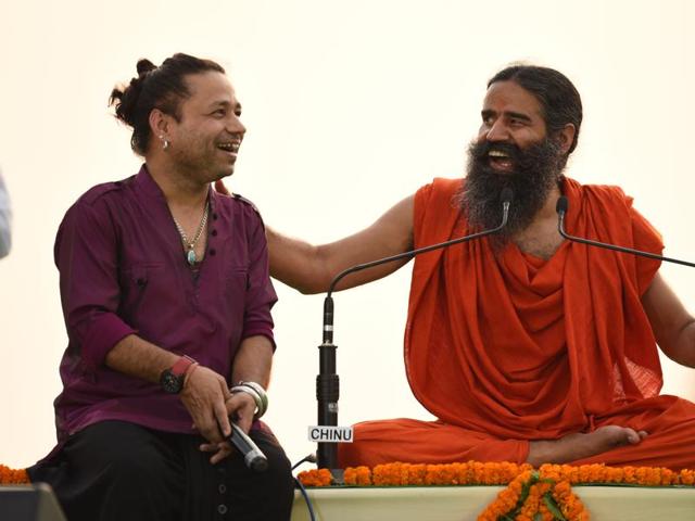 Ramdev interacts with singer Kailash Kher. (virendra singh gosain/ht photo) Ramdev interacts with singer Kailash Kher. (virendra singh gosain/ht photo)