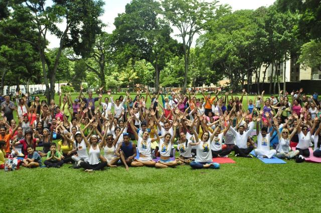 Yoga enthusiasts at a yoga session in Venezuela. (@MEAIndia ) Yoga enthusiasts at a yoga session in Venezuela. (@MEAIndia )