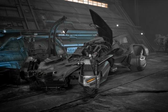 Here’s a new image of the Batmobile from the Justice League sets. Here’s a new image of the Batmobile from the Justice League sets.