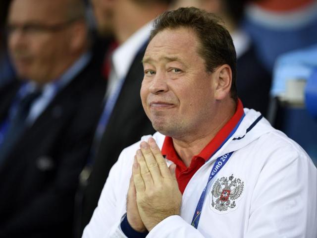 Russia's coach Leonid Slutsky looks on during the Euro 2016 group B football match between Russia and Wales at the Stadium Municipal in Toulouse. (AFP Photo) Russia's coach Leonid Slutsky looks on during the Euro 2016 group B football match between Russia and Wales at the Stadium Municipal in Toulouse. (AFP Photo)