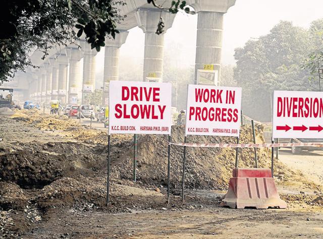 The proposed metro route will cover several areas including Dwarka sector 21, Palam Vihar, Kapashera, Udyog Vihar, IFFCO Chowk. Earlier, the Haryana government had scrapped three proposals – metro line via Kapashera and two other routes – citing lack of financially viability. (Parveen Kumar/HT file photo) The proposed metro route will cover several areas including Dwarka sector 21, Palam Vihar, Kapashera, Udyog Vihar, IFFCO Chowk. Earlier, the Haryana government had scrapped three proposals – metro line via Kapashera and two other routes – citing lack of financially viability. (Parveen Kumar/HT file photo)