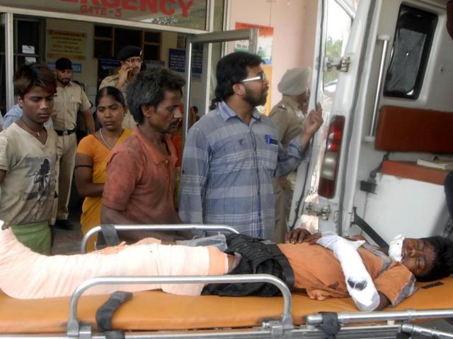 One of the injured being taken to the hospital in Ludhiana on Tuesday. (JS Grewal /HT) One of the injured being taken to the hospital in Ludhiana on Tuesday. (JS Grewal /HT)