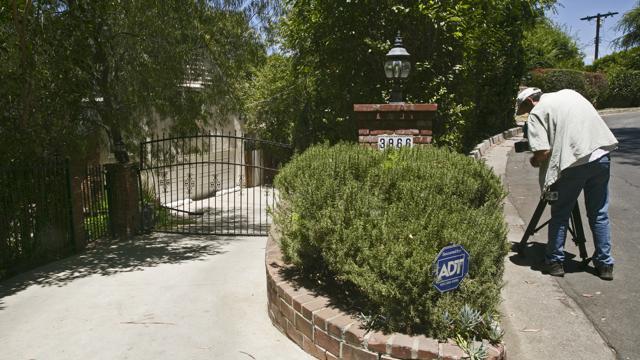 The driveway to the home of Anton Yelchin in the Studio City area of Los Angeles, on Sunday, June 19, 2016. (AP) The driveway to the home of Anton Yelchin in the Studio City area of Los Angeles, on Sunday, June 19, 2016. (AP)