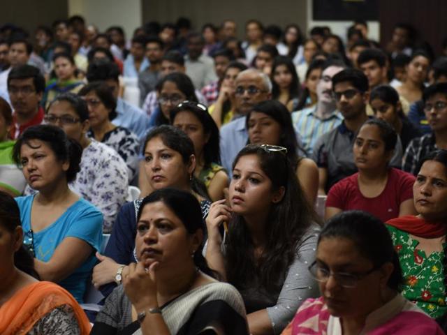 Students and parents at an Open Day session in Zakir Husain College in New Delhi. (Sushil Kumar/HT File) Students and parents at an Open Day session in Zakir Husain College in New Delhi. (Sushil Kumar/HT File)