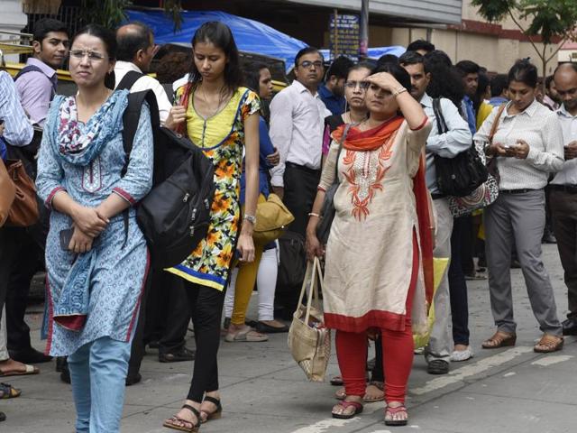 People wait for cabs at Chattrapati Shivaji Terminus in Mumbai. (Anshuman Poyrekar/ HT Photo) People wait for cabs at Chattrapati Shivaji Terminus in Mumbai. (Anshuman Poyrekar/ HT Photo)