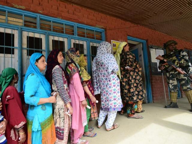 Voting started at 7am and will end at 6pm (Waseem Andrabi/HT Photo) Voting started at 7am and will end at 6pm (Waseem Andrabi/HT Photo)