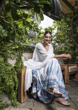 “You only need to compete with yourself,” Sonam Kapoor. (Aalok Soni/ Hindustan Times)
