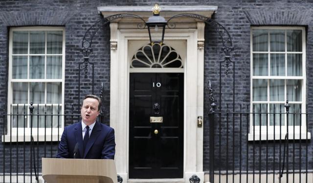 Britain's Prime Minister David Cameron speaks about the EU referendum outside 10 Downing Street in London, June 21, 2016. (Reuters) Britain's Prime Minister David Cameron speaks about the EU referendum outside 10 Downing Street in London, June 21, 2016. (Reuters)