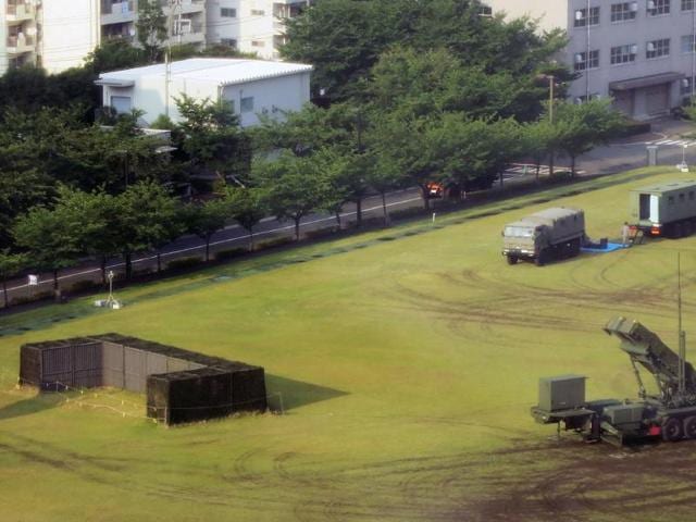 A PAC-3 surface-to-air missile launcher system is seen deployed at the defence ministry grounds in Tokyo on June 21, 2016. (AFP Photo) A PAC-3 surface-to-air missile launcher system is seen deployed at the defence ministry grounds in Tokyo on June 21, 2016. (AFP Photo)