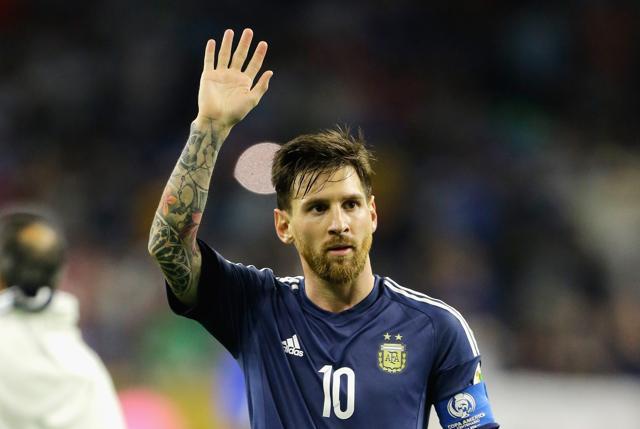 Lionel Messi gestures after defeating the United States 4-0 in a 2016 Copa America Centenario semifinal match. (AFP Photo) Lionel Messi gestures after defeating the United States 4-0 in a 2016 Copa America Centenario semifinal match. (AFP Photo)