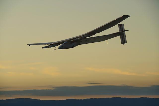 This handout photo obtained June 21, 2016 shows the Solar Impulse 2 over the Azores islands on its multiple-day flight across the Atlantic Ocean. (AFP Photo)