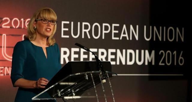 Jenny Watson, the chief counting officer for the EU Referendum, officially announces at Manchester Town Hall, that polling has closed and the national count has commenced. (AP Photo) Jenny Watson, the chief counting officer for the EU Referendum, officially announces at Manchester Town Hall, that polling has closed and the national count has commenced. (AP Photo)