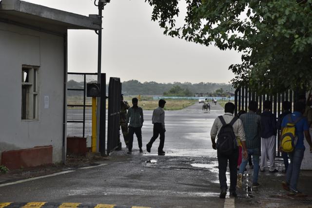 Many aviation experts feel that apart from security reasons, the reason for no flying activity is that the cost of flying has gone up to lakhs. (Tribhuwan Sharma/ HT Photo) Many aviation experts feel that apart from security reasons, the reason for no flying activity is that the cost of flying has gone up to lakhs. (Tribhuwan Sharma/ HT Photo)