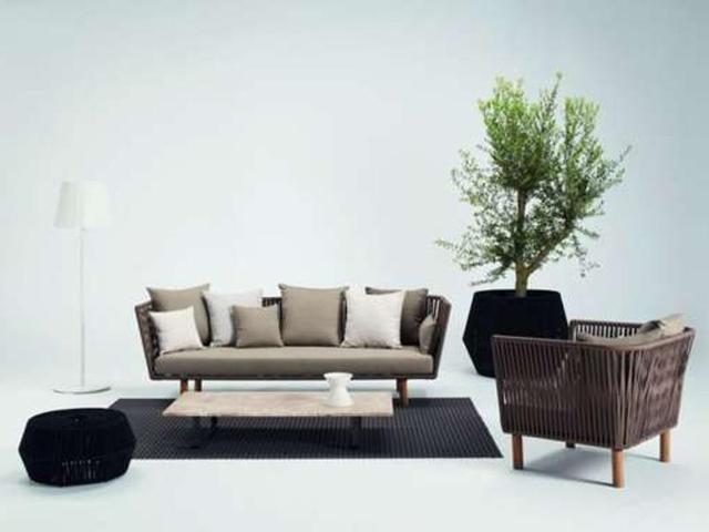 Give your furniture some breathing room: Avoid overcrowding your room with excess furniture. Keeping small pieces is more advisable than going for a big-huge stuff. (Pinterest) Give your furniture some breathing room: Avoid overcrowding your room with excess furniture. Keeping small pieces is more advisable than going for a big-huge stuff. (Pinterest)