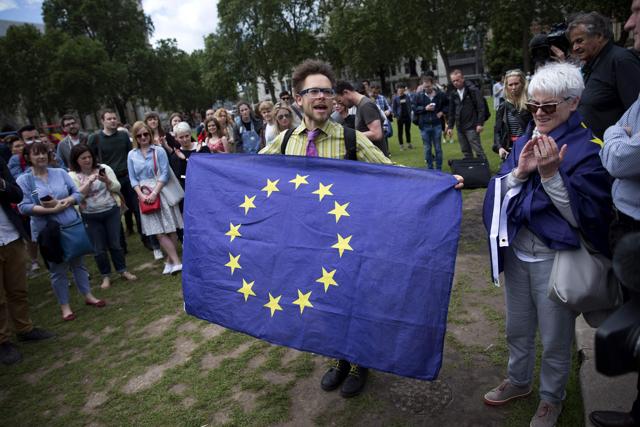 Holding a binding referendum on Dutch ties to the EU would require a lengthy process to amend the country’s constitution, with no political appetite to launch such proceedings. (AFP) Holding a binding referendum on Dutch ties to the EU would require a lengthy process to amend the country’s constitution, with no political appetite to launch such proceedings. (AFP)