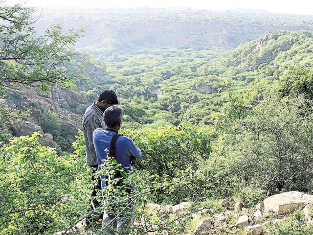 The crux of the problem in India’s forest policy has been the fact that it has put a wedge between the community and the forests.(Hindustan Times) The crux of the problem in India’s forest policy has been the fact that it has put a wedge between the community and the forests.(Hindustan Times)