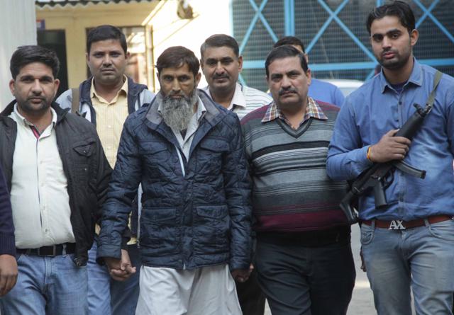 Mohammad Asif (centre), a suspected member of Al-Qaeda in the Indian Subcontinent (AQIS) arrested by the Delhi Police Special Cell. (Hindustan Times file) Mohammad Asif (centre), a suspected member of Al-Qaeda in the Indian Subcontinent (AQIS) arrested by the Delhi Police Special Cell. (Hindustan Times file)