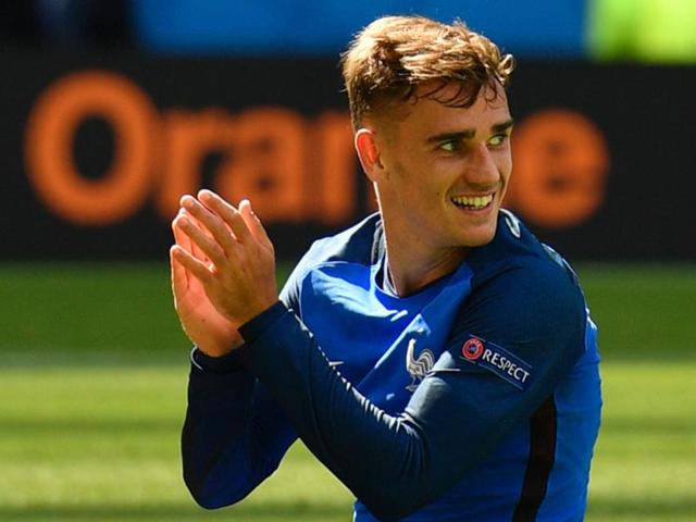 France's forward Antoine Griezmann reacts during the Euro 2016 round of 16 football match.(AFP Photo) France's forward Antoine Griezmann reacts during the Euro 2016 round of 16 football match.(AFP Photo)