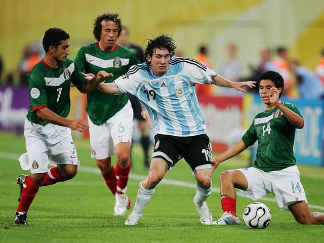 Lionel Messi of Argentina is put under pressure by Zinha, Gerardo Torrado and Gonzalo Pineda of Mexico during the FIFA World Cup Germany 2006 Round of 16 match between Argentina and Mexico. (Getty Images) Lionel Messi of Argentina is put under pressure by Zinha, Gerardo Torrado and Gonzalo Pineda of Mexico during the FIFA World Cup Germany 2006 Round of 16 match between Argentina and Mexico. (Getty Images)