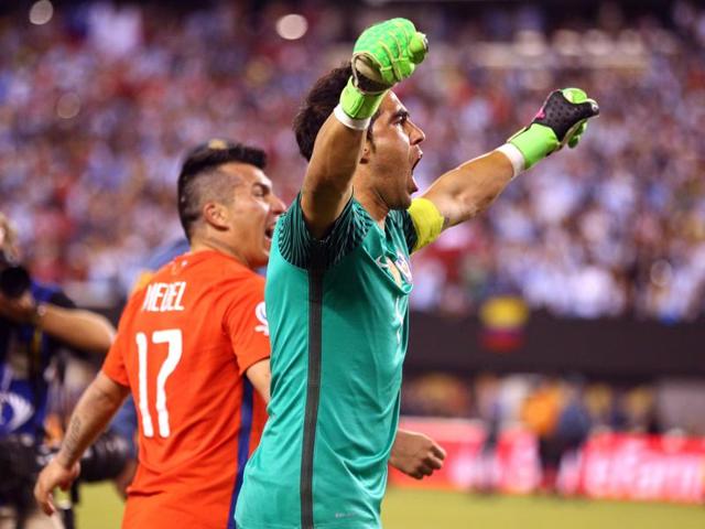 Chile goalkeeper Claudio Bravo celebrates the win. (Reuters)