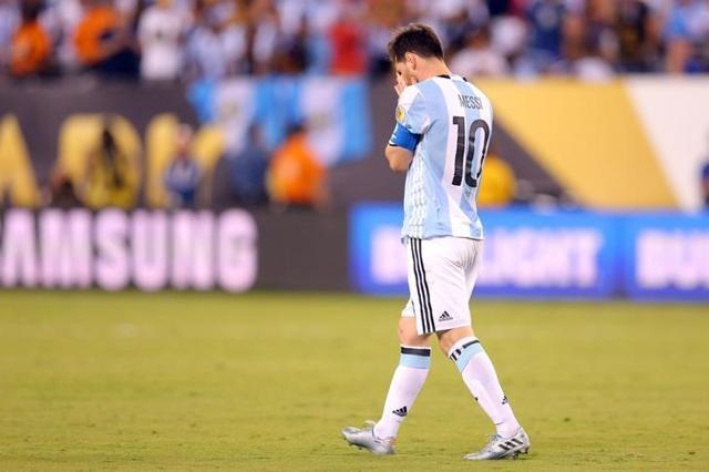 Lionel Messi (10) reacts after missing a penalty. (Reuters) Lionel Messi (10) reacts after missing a penalty. (Reuters)