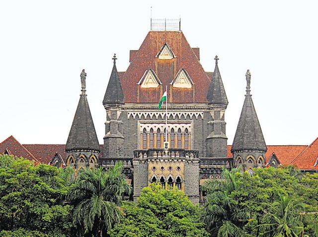 If steps are not taken immediately, the Bombay high court said it would direct the Mumbai Police Commissioner to increase police deployment in hospitals.(Bhushan Koyande/HT file)