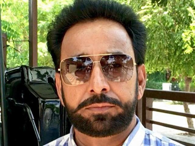 Actor and casting director Darshan Aulakh has worked in a number of films such as Bajrangi Bhaijaan, Phantom and Hollywood film Zero Dark Thirty. (Darshanaulakh23/Facebook) Actor and casting director Darshan Aulakh has worked in a number of films such as Bajrangi Bhaijaan, Phantom and Hollywood film Zero Dark Thirty. (Darshanaulakh23/Facebook)