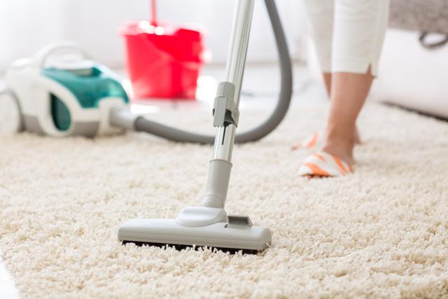 Vacuum your rugs regularly to keep it clean. (Shutterstock)