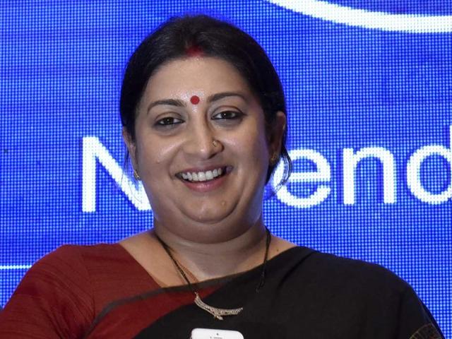 HRD minister Smriti addresses a gathering to promote the use of ‘Modi app’ in New Delhi on Wednesday. (Arun Sharma /HT PHOTO) HRD minister Smriti addresses a gathering to promote the use of ‘Modi app’ in New Delhi on Wednesday. (Arun Sharma /HT PHOTO)