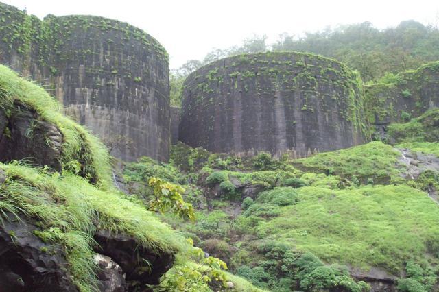 The Sahyadris stand testament to Maharashtra’s history. Here is a shot of Raigad, Shivaji’s capital fort.