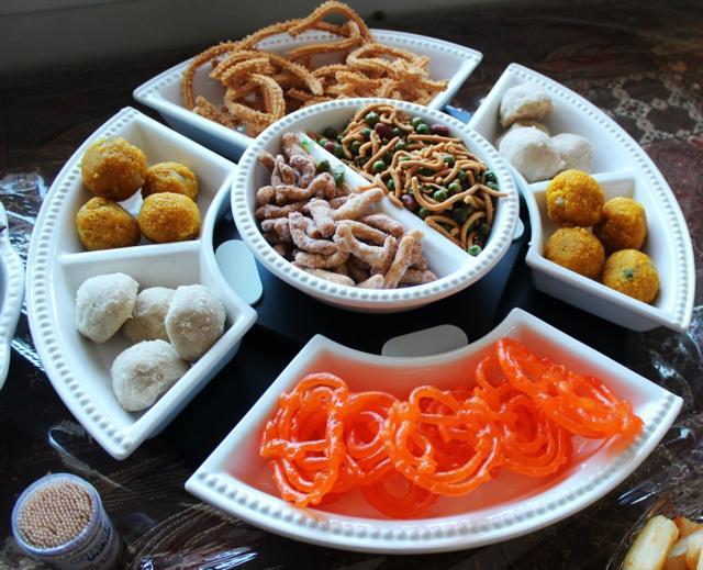 Do not overeat while breaking the fast and avoid only eating sweets or deep fried foods. (Pinterest) Do not overeat while breaking the fast and avoid only eating sweets or deep fried foods. (Pinterest)