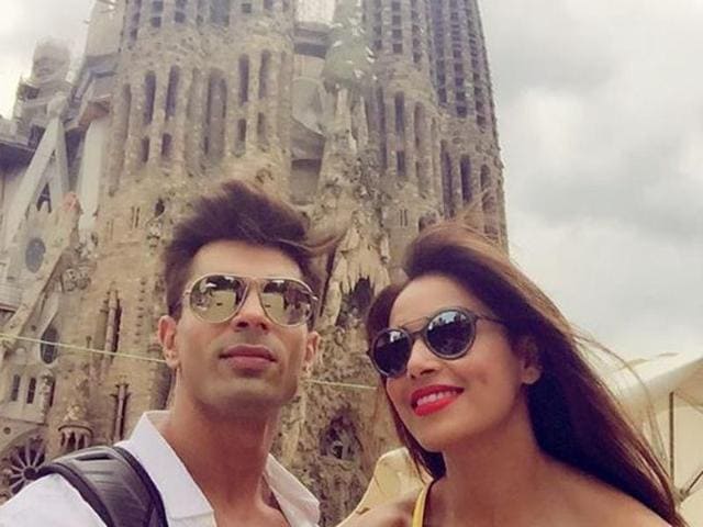 This is one couple that ain’t getting out of the honeymoon period soon. Bipasha Basu and Karan Singh Grover enjoy some quality time in Barcelona. (Instagram) 