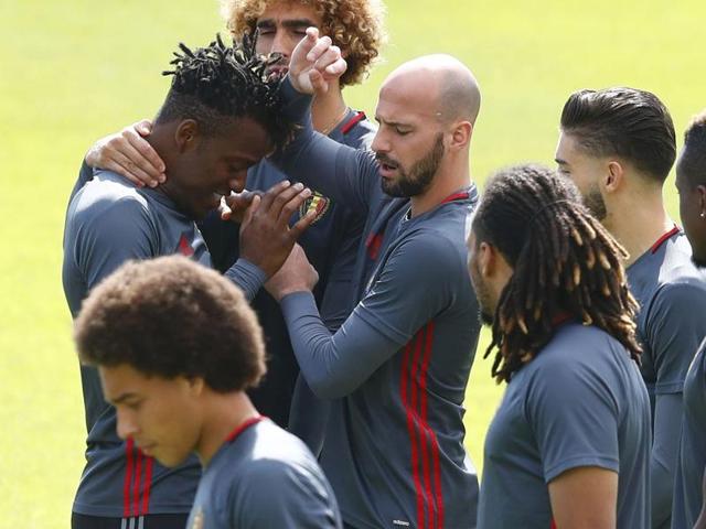 Belgium Training and acknowledging each others efforts with a friendly pat on the head. (REUTERS photo)